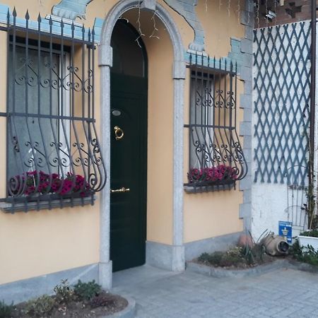 Borromeo Residenze Service s.a.s Peschiera Borromeo Exterior foto