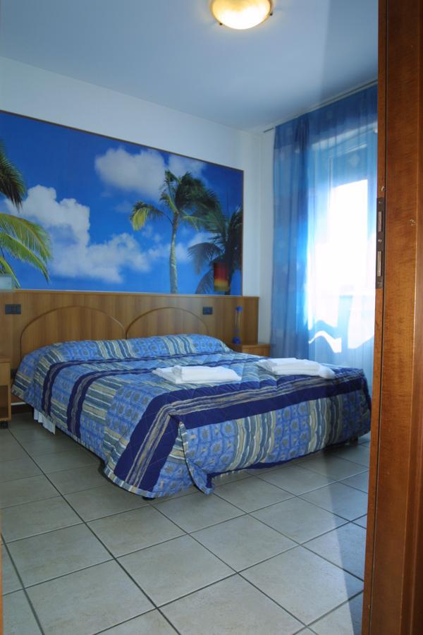 Borromeo Residenze Service s.a.s Peschiera Borromeo Exterior foto