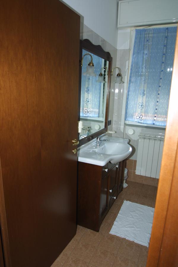 Borromeo Residenze Service s.a.s Peschiera Borromeo Exterior foto