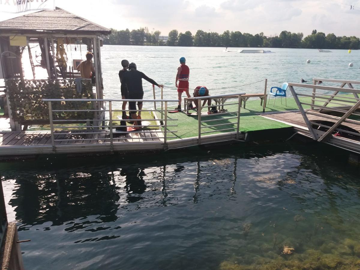 Borromeo Residenze Service s.a.s Peschiera Borromeo Exterior foto